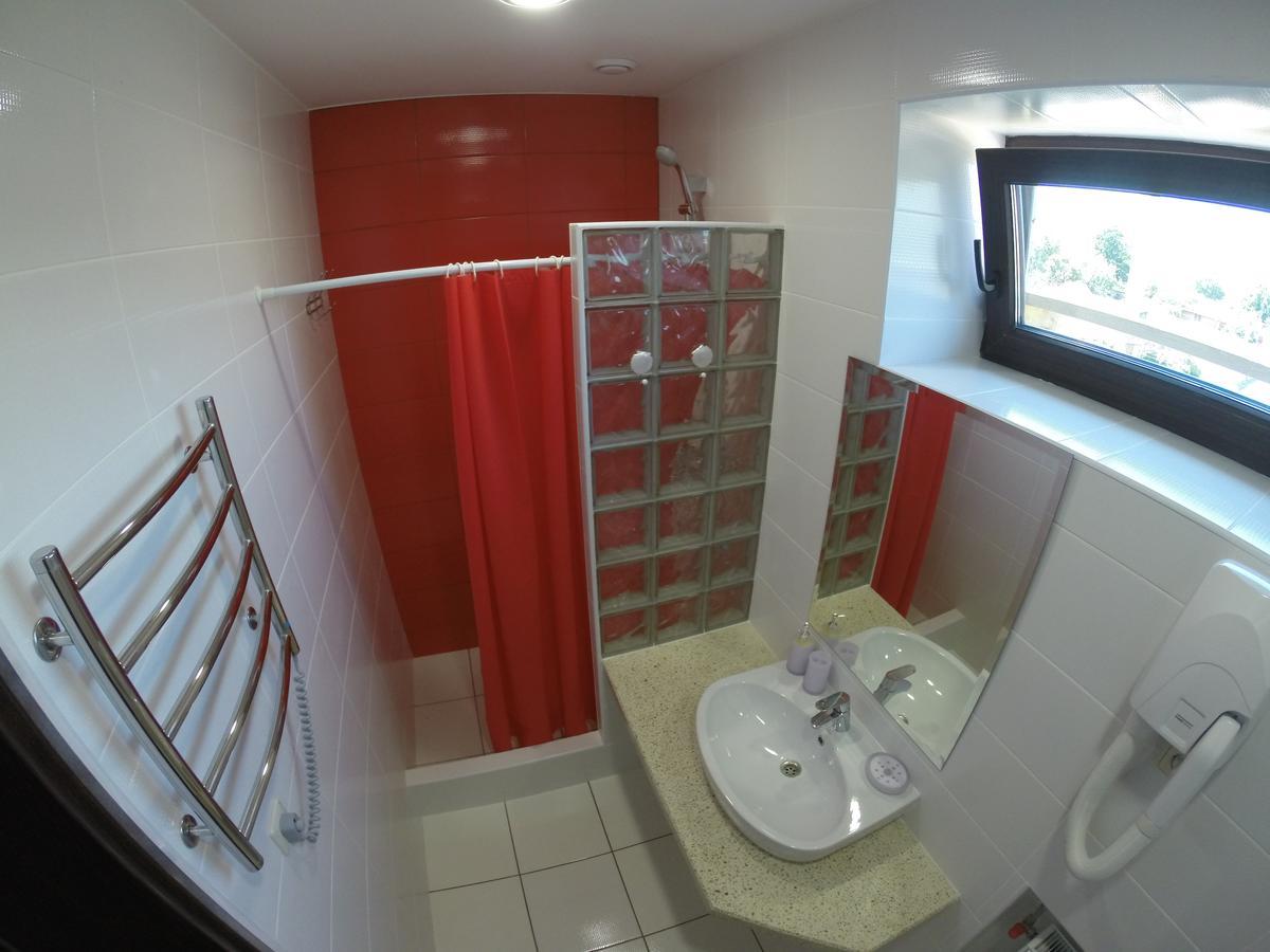 Viro Hotel Chornomorsk Exterior photo